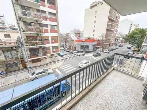 Departamento en Venta en Villa del Parque, USD 94.000