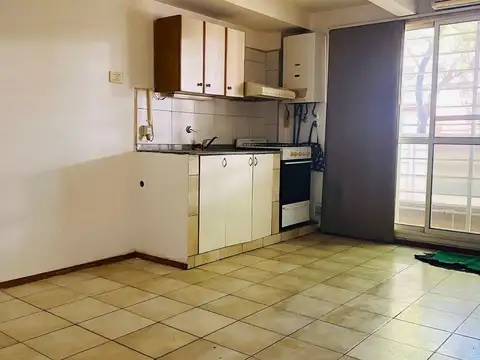 Venta departamento 1 Dormitorio con balcón UNR