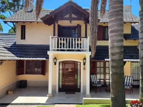 Casa en Venta en Pinamar, USD 400.000