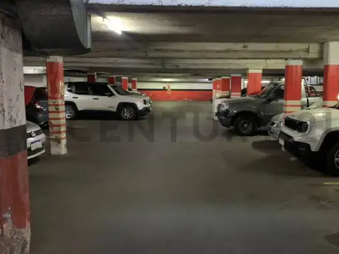 Hipolito Yrigoyen 2100, Piso 0