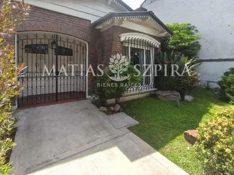 Casa en Venta con 1 cochera