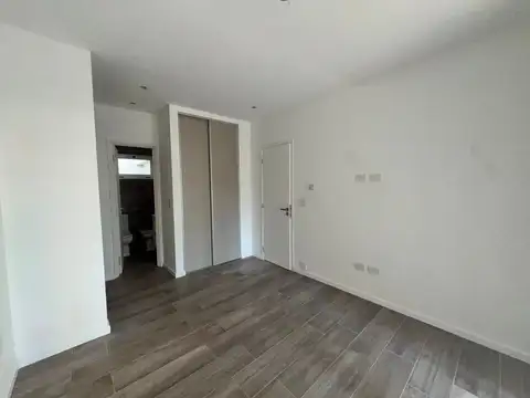 Departamento 2 ambientes en venta en La Plata