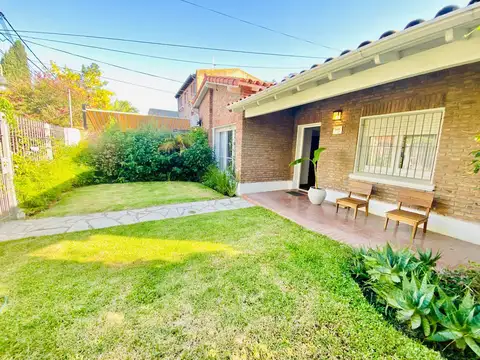 Depto Tipo Casa en Alquiler de 4 ambientes