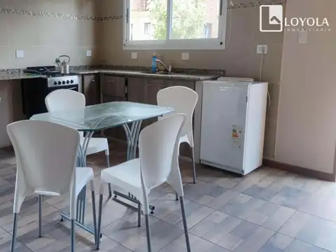 Casa en Alquiler en Barranca Colorada, $ 700.000