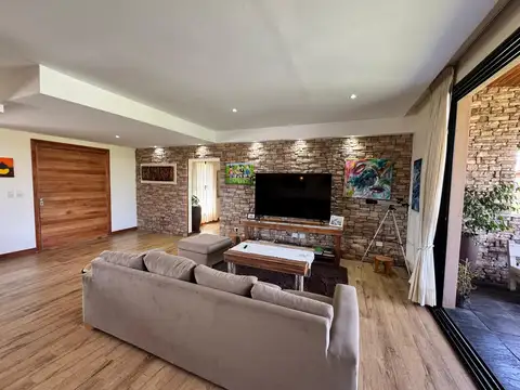 Casa en Venta en Fincas de San Vicente, USD 239.000