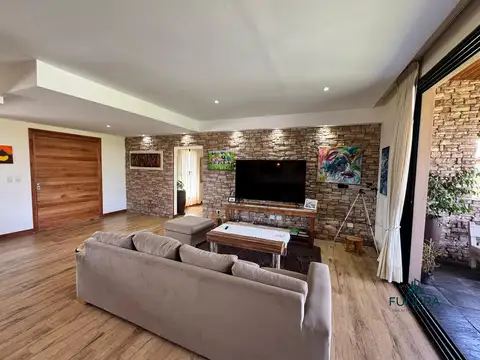 Casa en Venta en Fincas de San Vicente, USD 230.000