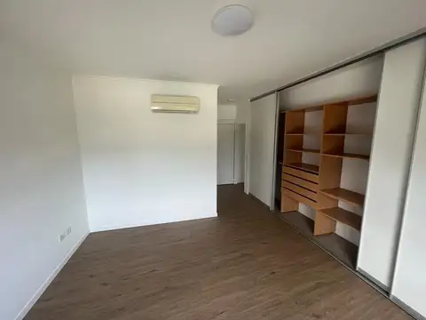 Oficina Monoambiente con 2 baños