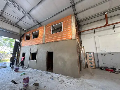 Galpón en Alquiler - 730m2 - Mixtura 3 - La Boca