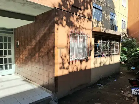 Lafuente 1500, Piso 0