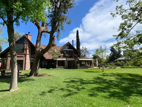 Casa en Venta de 4 dormitorios