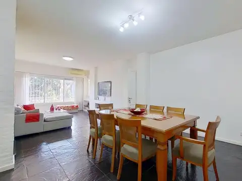 Casa en Venta al Este