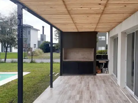 Casa en Venta en El Cantón - Norte, USD 290.000