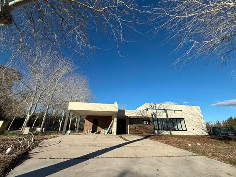 CASA A ESTRENAR VENTA AREA 60 GOLF