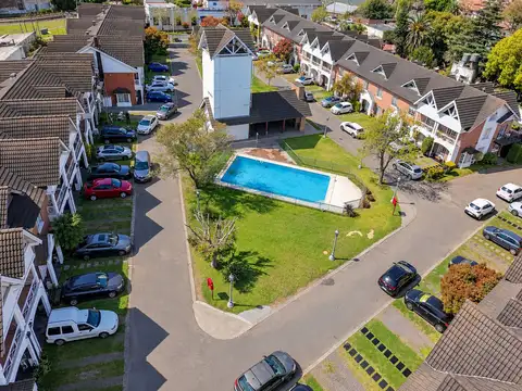 VENTA TRIPLEX 4 AMB BARRIO EL MIRADOR HURLINGAM