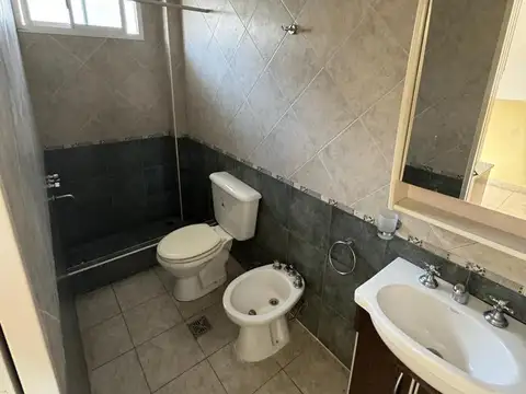 Depto Tipo Casa en Alquiler de 1 dormitorio