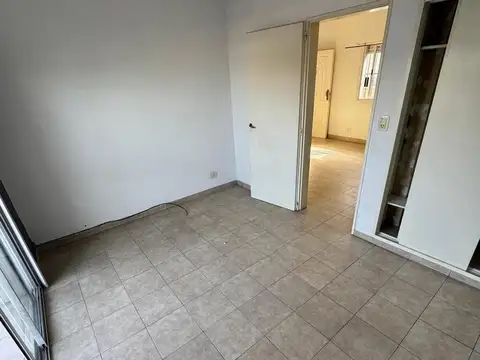 Depto Tipo Casa 2 ambientes con 1 baño