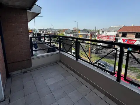 Av Juan Manuel de Rosas  al 100