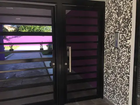Departamento en Alquiler con 1 cocheras