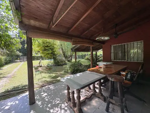 Casa en Venta con 1 cochera
