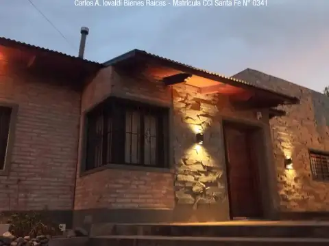 Casa en Venta en Colastiné 4 Dormitorios - Piscina