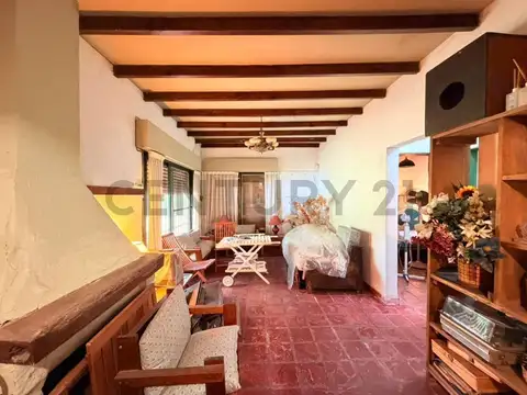 VENTA CASA-LOTE 1800 m2-ZELAYA PILAR