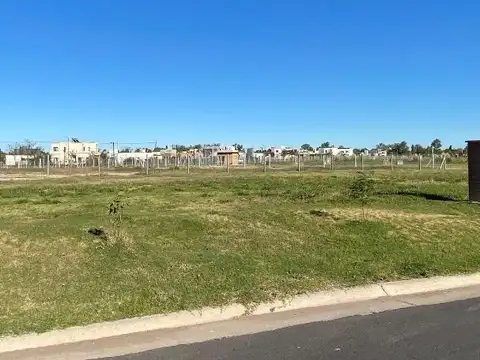 Terreno en Venta en Pilar del Este - Santa Elena, USD 25.000