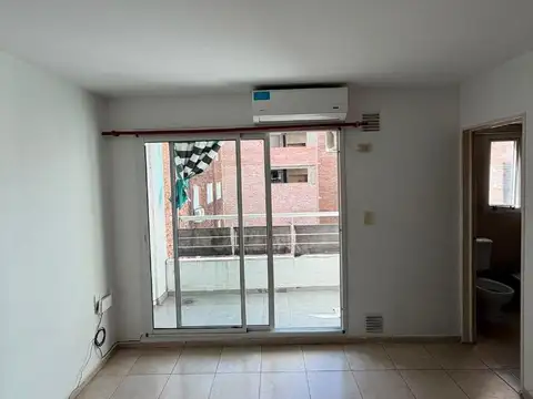 Departamento en Alquiler en Centro, $ 450.000