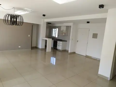 Departamento en Alquiler de 3 dormitorios