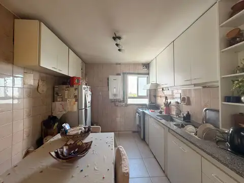 DEPARTAMENTO DE 4 AMBIENTES EN VENTA B° PIEDRABUENA