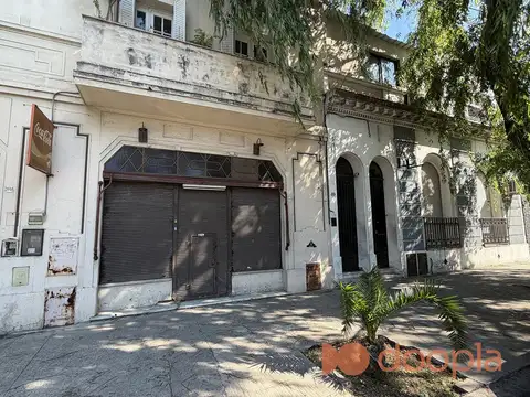 PH sin expensas con local en Barracas