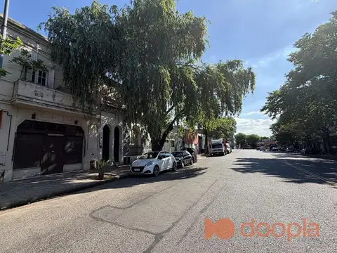 Depto Tipo Casa en Venta 80 años