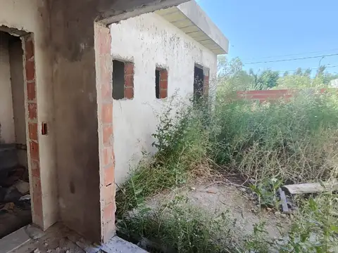 LOTE MAS OBRA DE 128 M2 A FINALIZAR