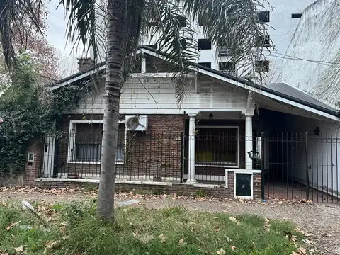 Chalet de 3 ambientes en venta - Ituzaingó Norte Centro - Excelente ubicación