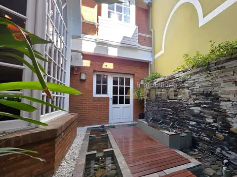 NUEVO VALOR! Casa de 4 ambientes con jardín, quincho y garaje en venta | Berazategui