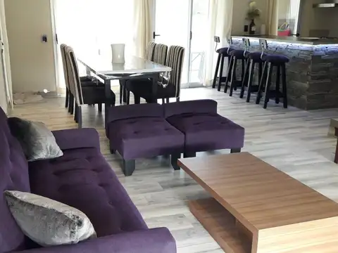 Casa en Venta al Este