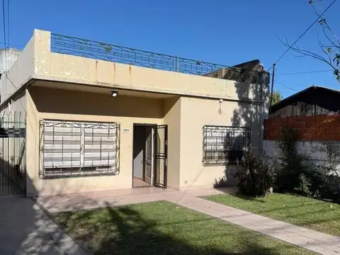 Esteban Echeverría 2000