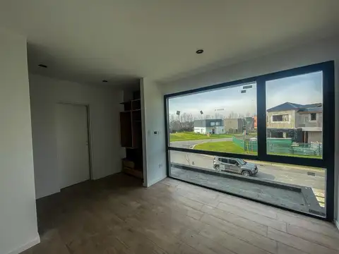 Casa en Alquiler A Estrenar