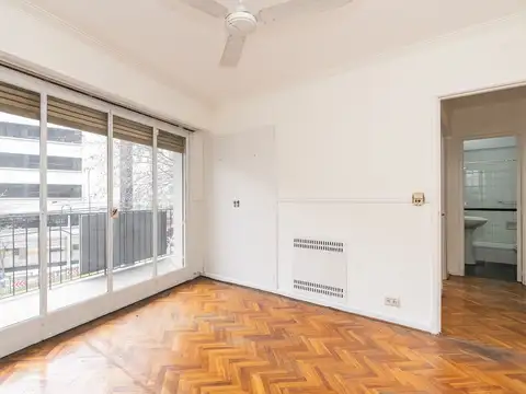 Venta Departamento 4 ambientes con balcón Recoleta
