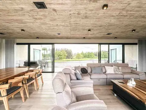 Casa en Venta de 5 dormitorios