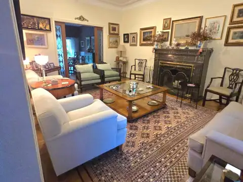 Casa en Venta con 1 cochera