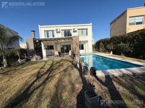 Casa en Alquiler de 3 dormitorios