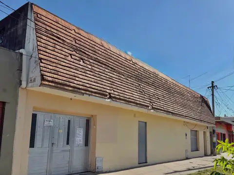 Amplia propiedad para comercio