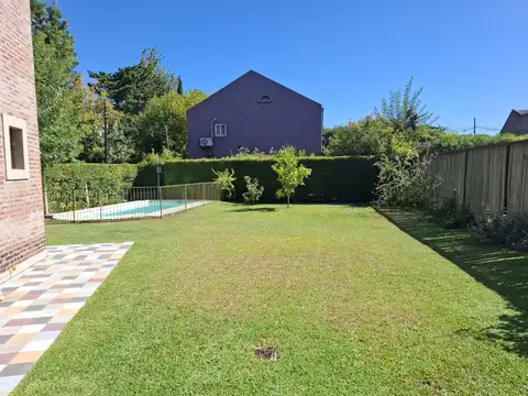 Gobernador Udaondo 3100