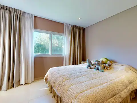 Casa en VENTA Haras del Sur I 3 dorm. y pileta