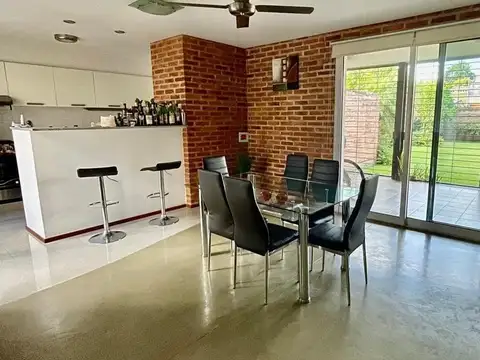 Casa en venta en Colón al 2000 - Santo Tomé