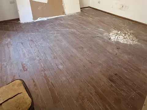 Depto Tipo Casa 3 ambientes con 2 baños