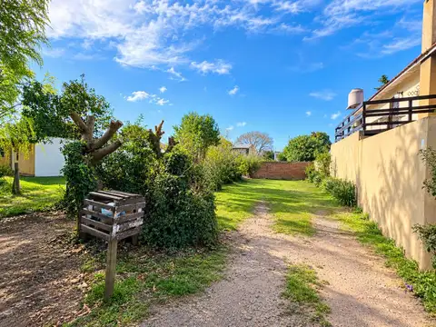 Terreno en Venta en Santa Clara del Mar, USD 23.500