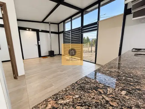 Casa 2 ambientes con 1 baño
