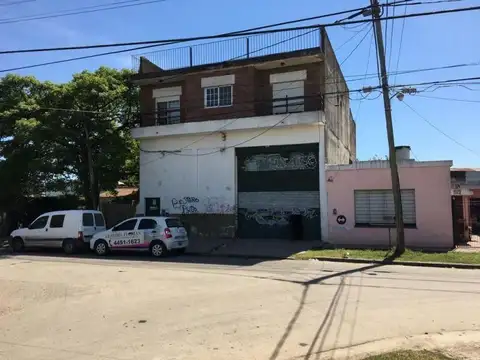 Local | Gral. Oribe al 1200