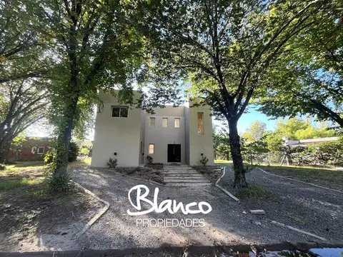 Casa  en Venta en Roble Joven, Pilar, G.B.A. Zona Norte
